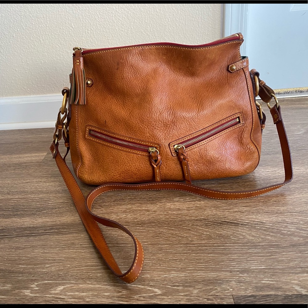 Vintage Dooney & Bourke Florentine East/West Zip Crossbody Purse